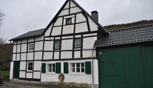 Apartment - Split Level