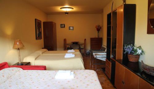 Triple Room with Shared Bathroom