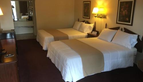 Queen Room with Two Queen Beds