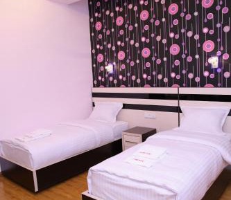 Large Twin Room