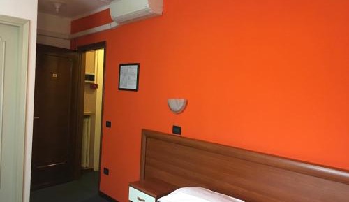 Double or Twin Room with Bathroom