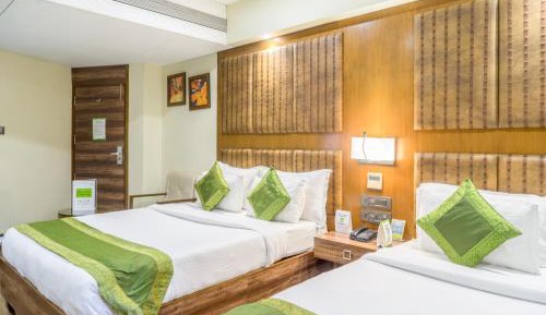 Quadruple Room with Bathroom