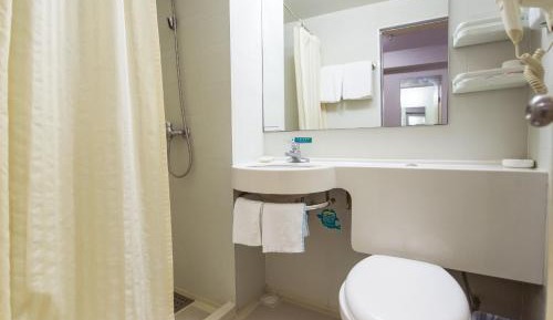 Zero Pressure - Standard Double Room