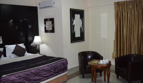 Large Single Room