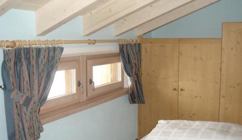Two-Bedroom Apartment (6 Adults)