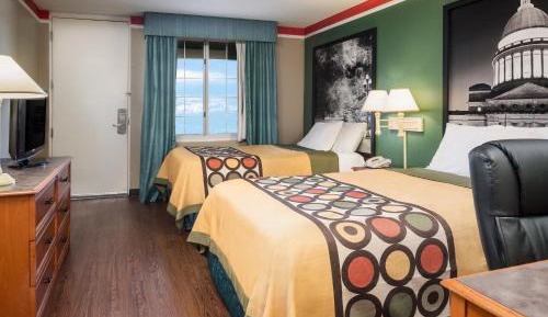 Double Room with Two Double Beds - Smoking