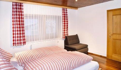 One-Bedroom Apartment with Balcony - Annex Building