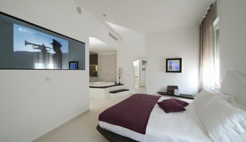 Deluxe Apartment with Spa Bath