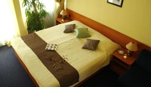 Double or Twin Room with Balcony