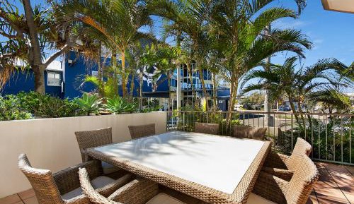 2 Bedroom Beachside Apartment