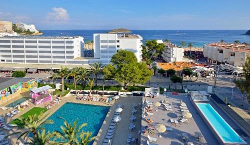 Double or Twin Room with Sea View