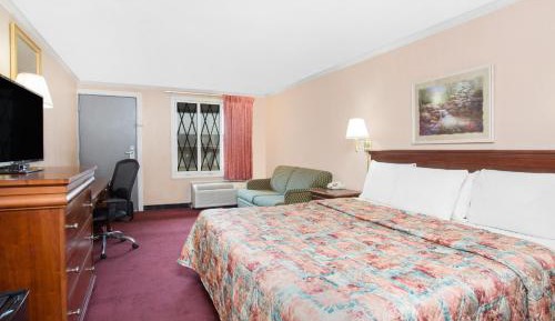 King Room - Non-Smoking