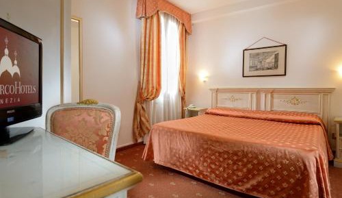 Classic Double or Twin Room