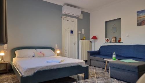 Studio with Garden View