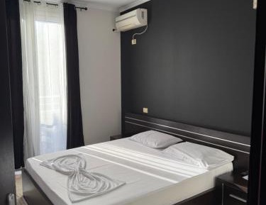 Large Double or Twin Room