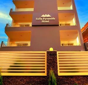 Deluxe Double or Twin Room with Garden View