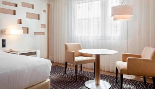 Premium King Room