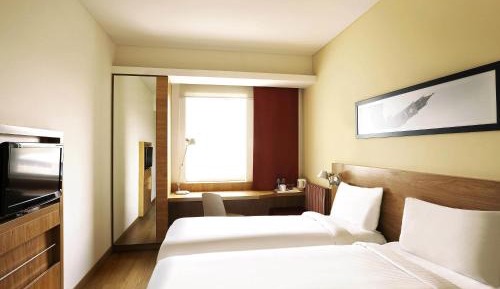 Superior Twin Room - High Floor