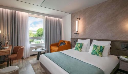 Executive Room - Garden Side