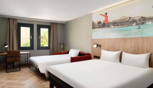 Superior Double Room with Sofa