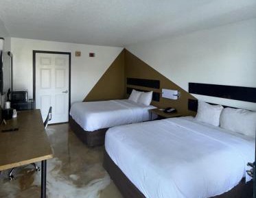 Double Room with Two Double Beds and Roll-In Shower - Accessible/Non-Smoking