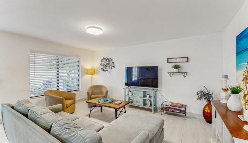 Two Bedroom Apartment 