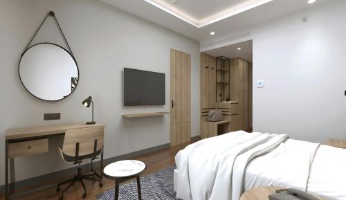 Standard King Room with City View