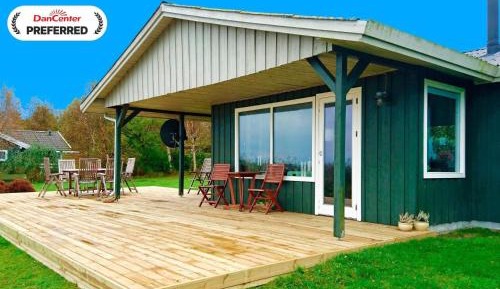 Three-Bedroom Vacation Home 