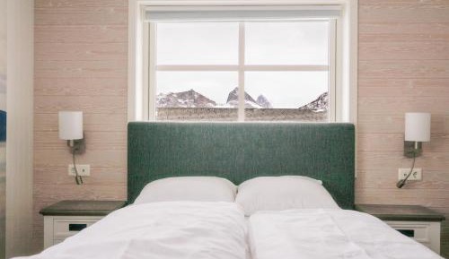 Double or Twin Room with Private Bathroom