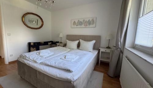 One-Bedroom Apartment with Terrace