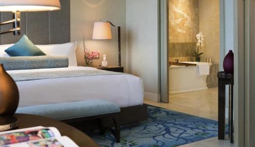 Signature King Room