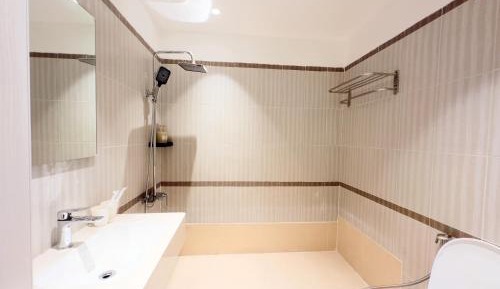 Deluxe Double Room with Shower