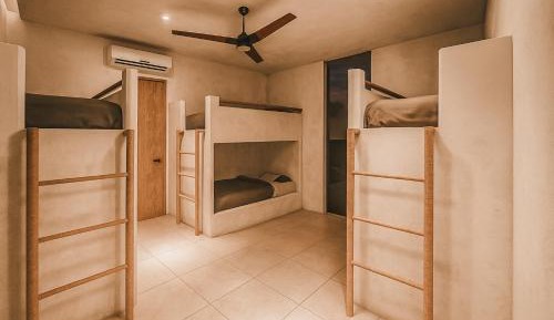 6-Bed Mixed Dormitory Room