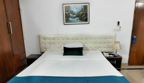 Super Deluxe Single Room