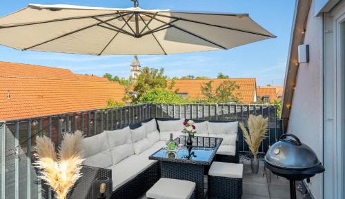 Three-Bedroom Apartment with Balcony