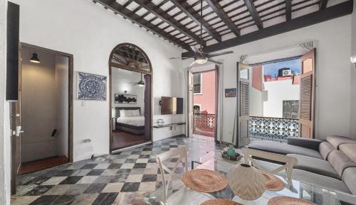 Apartment with Balcony