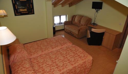 Double or Twin Room with Balcony