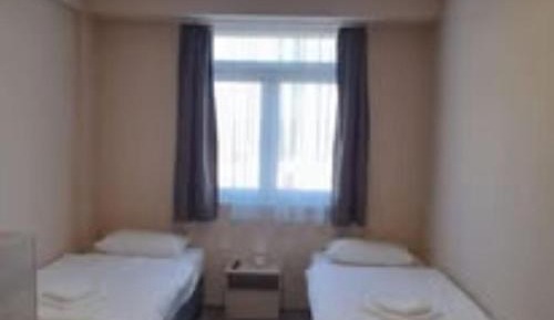 Twin Room with Private Bathroom