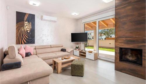 Three-Bedroom Holiday Home 
