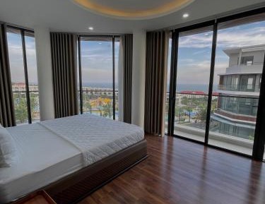 Deluxe Double Room with Balcony and Sea View