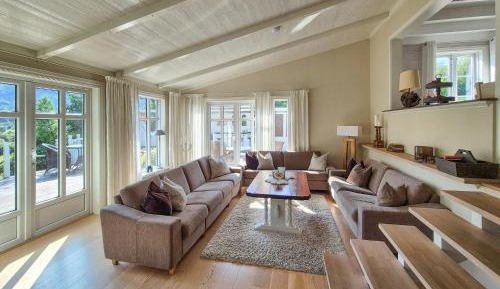 Three-Bedroom Holiday Home 