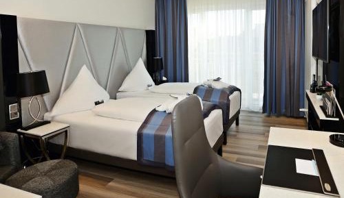 Superior Twin Room with Sofa