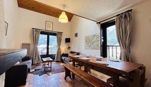 Apartment (8 Adults)