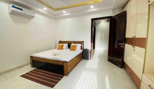  Premier One Bedroom Apartment