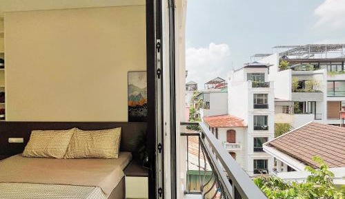 Studio with Balcony