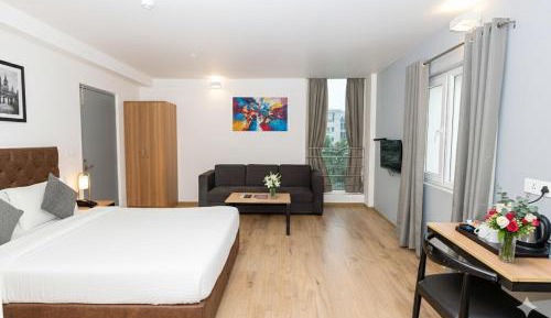 Standard King Room