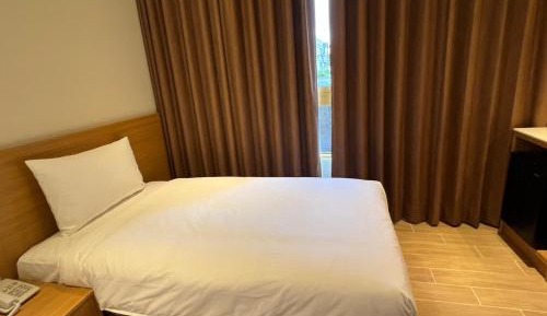 Single Room with Private Bathroom