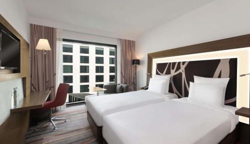 Superior Twin Room – Premier Lounge access with 15% discount on F&B services and laundry