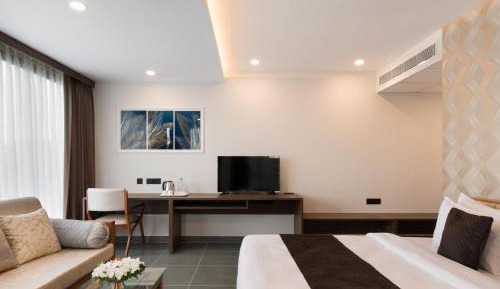 Standard King Room