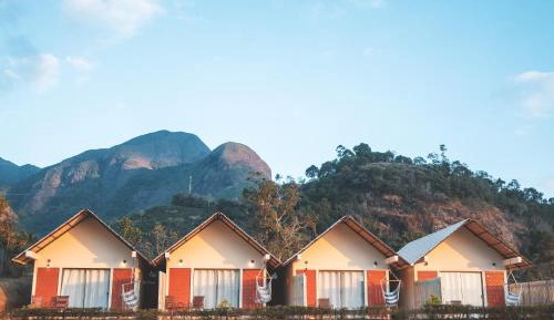 Family Room with Mountain View